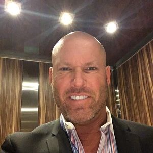 Meet your Posher, Troy